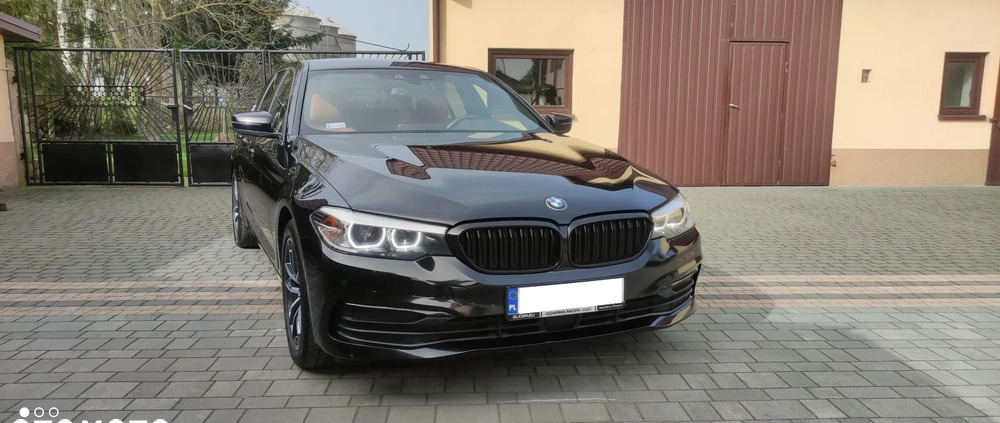 BMW Seria 5 cena 104500 przebieg: 189000, rok produkcji 2017 z Kutno małe 326